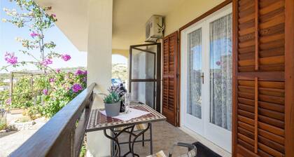 1 bedroom gorgeous apartment in Kanica