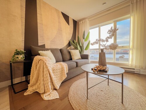 Bright Perfect View 2BR*brand-new*gym*parking