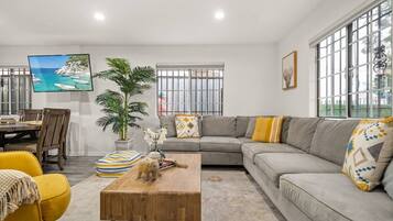 TV connectée, espaces bureaux