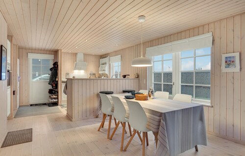 Lovely home in Slagelse with WiFi