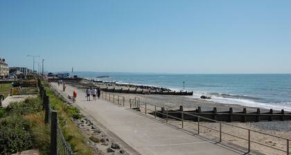 Chwerthin Y Mor Beach House