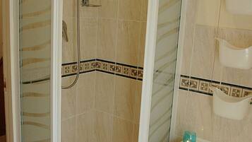 Shower, towels