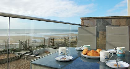 Ty Traeth Beach House