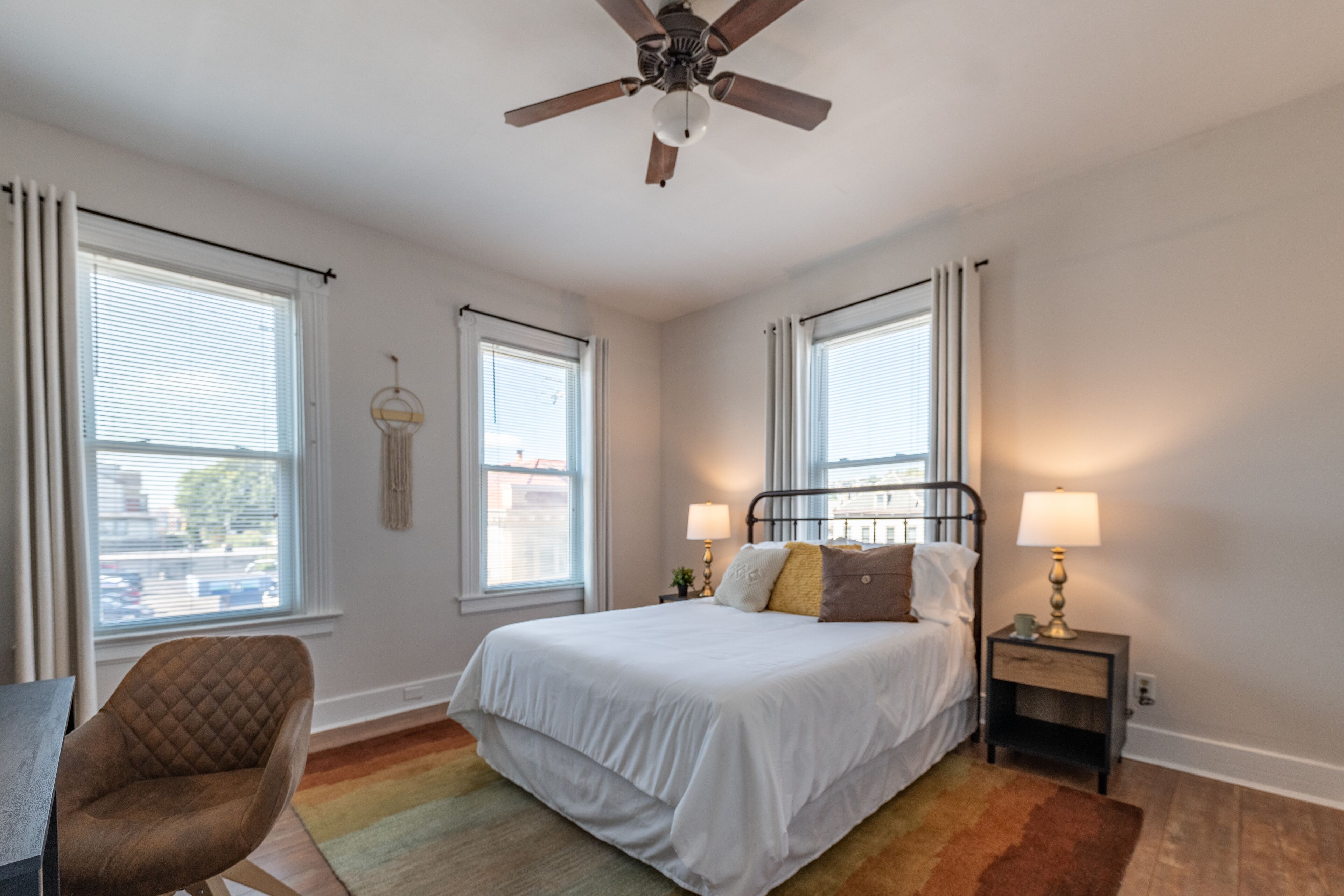 1 bedroom, desk, iron/ironing board, WiFi