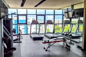 Fitness facility - Apartment @Downtown @SantoDomingo +Piscina+Gym+Wifi+AC (Santo Domingo)