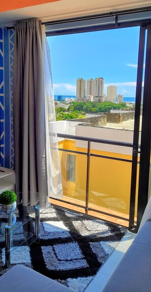 Interior - Apartment @Downtown @SantoDomingo +Piscina+Gym+Wifi+AC (Santo Domingo)