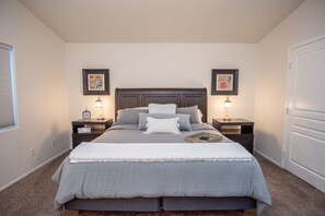 3 Schlafzimmer, Bügeleisen/Bügelbrett, kostenloses WLAN, Bettwäsche