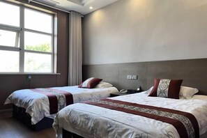 Room - Hongdu Hotel (Sui County)