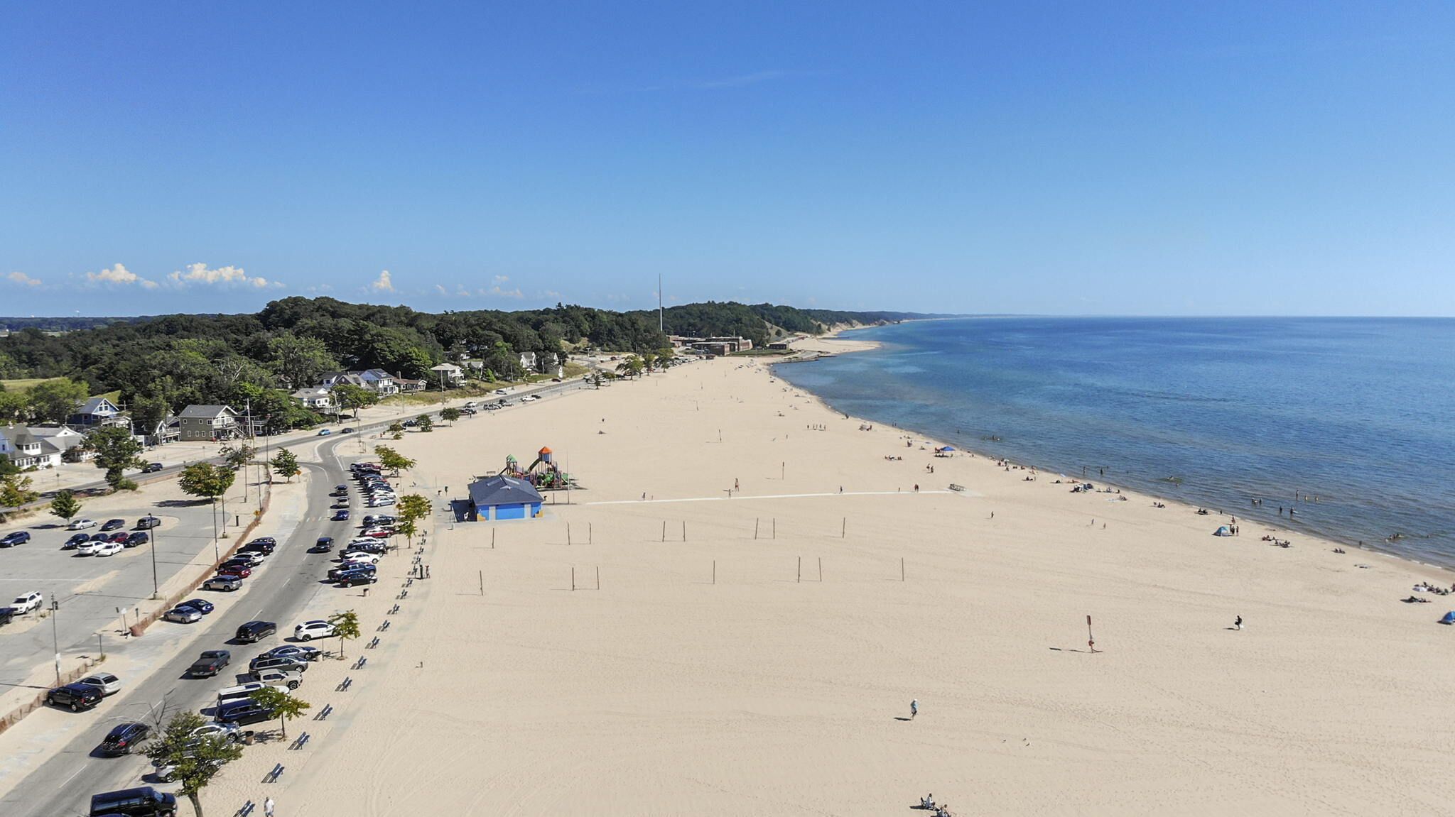Beach nearby, beach towels