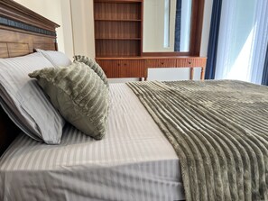 3 bedrooms, iron/ironing board, free WiFi, bed sheets - Hidden Luxury and Relaxation in Kandy (Kandy)