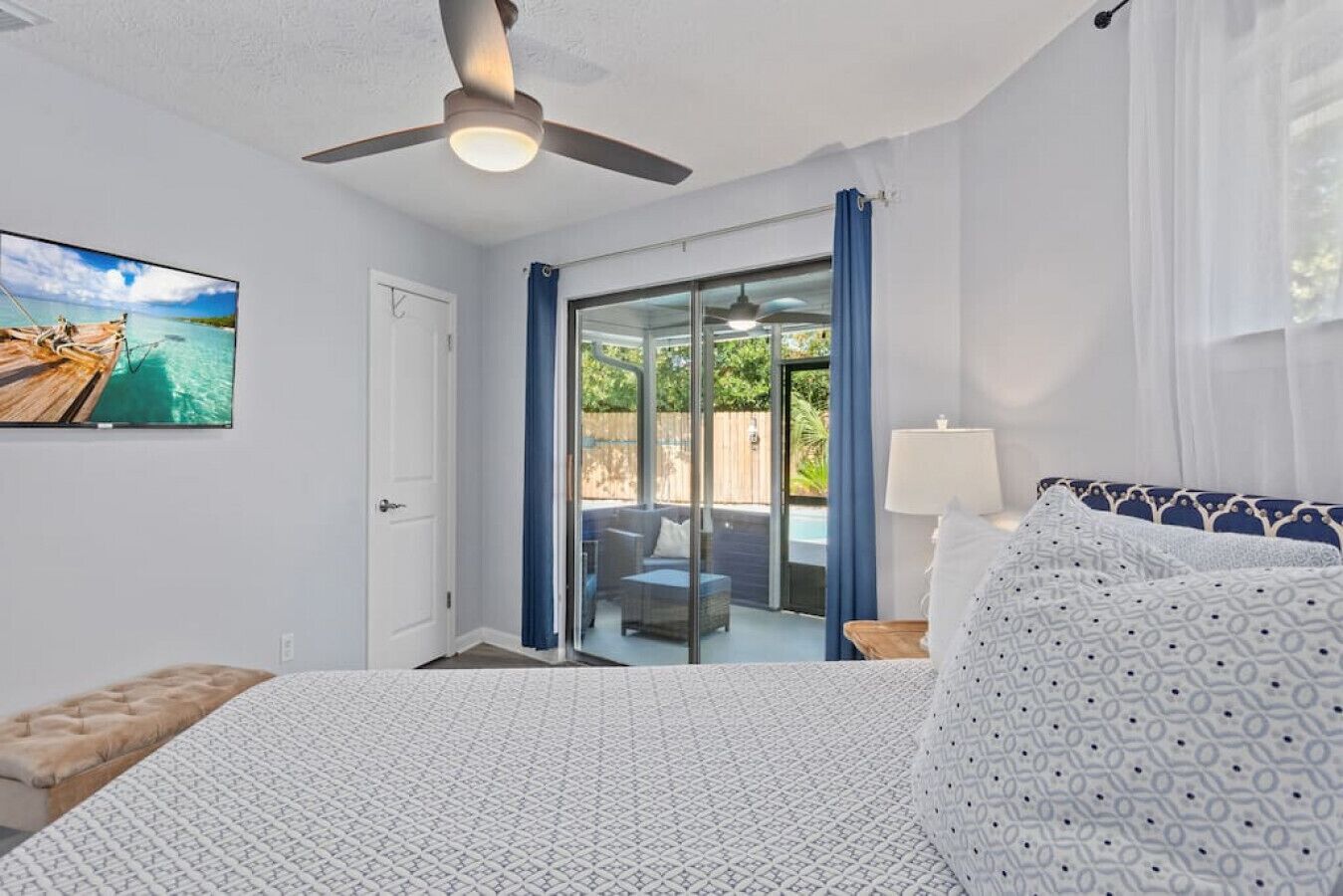 3 bedrooms, desk, iron/ironing board, free WiFi