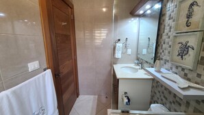 Unclassified image, 5 of 14, button - Stylish Three-bedroom Villa in a Gated Community (Sosúa)