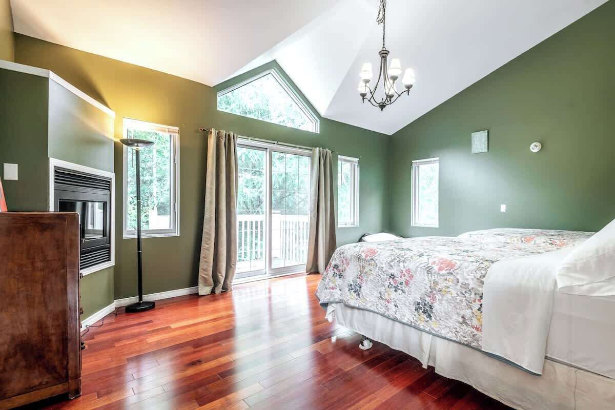 5 habitaciones, tabla de planchar con plancha y wifi gratis 