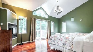 5 bedrooms, iron/ironing board, free WiFi, bed sheets - Cottage on Lac Blanc - Laurentians (Nominingue)