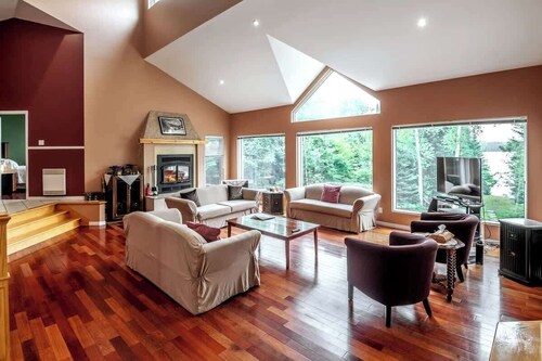 Cottage on Lac Blanc - Laurentians