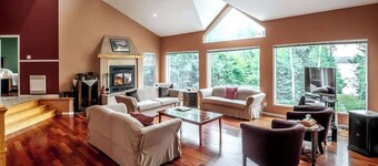 Cottage on Lac Blanc - Laurentians