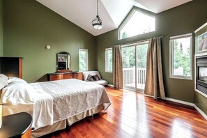 5 soverom, strykejern/-brett, wi-fi (inkludert) og sengetøy