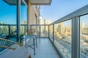 1 bedroom, individually decorated, individually furnished - Chic and Zen Apartment, Near Burj Khalifa Tower (Dubai)