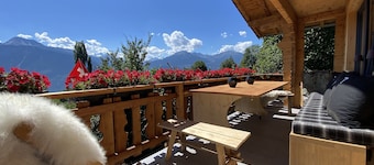 Chalet 7 / Luxury Chalet with cinema room.