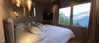 Chalet 7 / Luxury Chalet with cinema room.