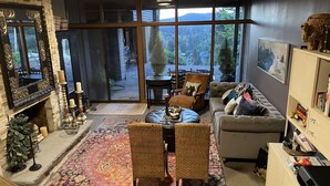 Interior - Close to Minto Brown Park and Downtown Salem (Salem)