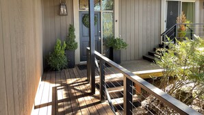 Exterior detail - Close to Minto Brown Park and Downtown Salem (Salem)