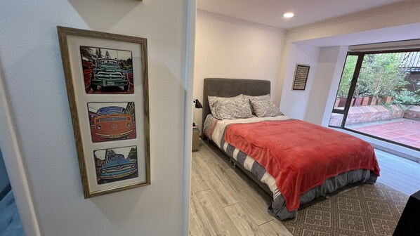 3 bedrooms, WiFi, bed sheets, wheelchair access