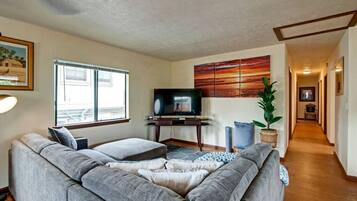 Smart TV, books, offices