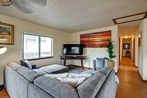 Smart TV, books, offices