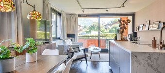 Cozy 1BR Apartment with Terrace, Near Ski Lift, Sleeps 4, Free WiFi & Parking - Morzine