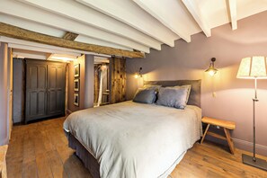 6 Schlafzimmer, Bügeleisen/Bügelbrett, Reisekinderbett, kostenloses WLAN
