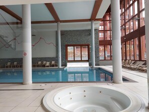 Pool - 3-room apartment with balcony, WIFI, parking and pool access, Les Arcs 1800 (Les Arcs 1800)