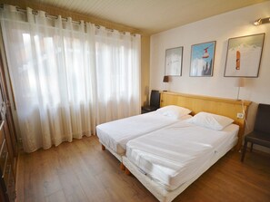 3 bedrooms, free WiFi, bed sheets