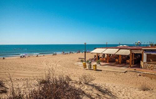 2 bedroom amazing home in Isla Cristina