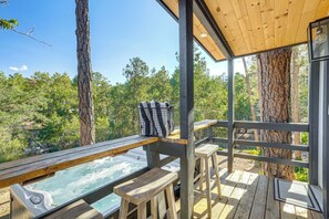 Outdoor spa tub - Relax Fireside: Prescott Retreat w/ Hot Tub! (Prescott)