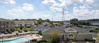 The New Albany Perch | Top Floor | Pet-Friendly!