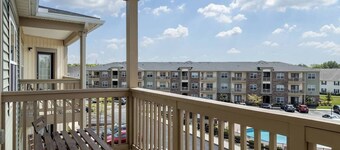 The New Albany Perch | Top Floor | Pet-Friendly!
