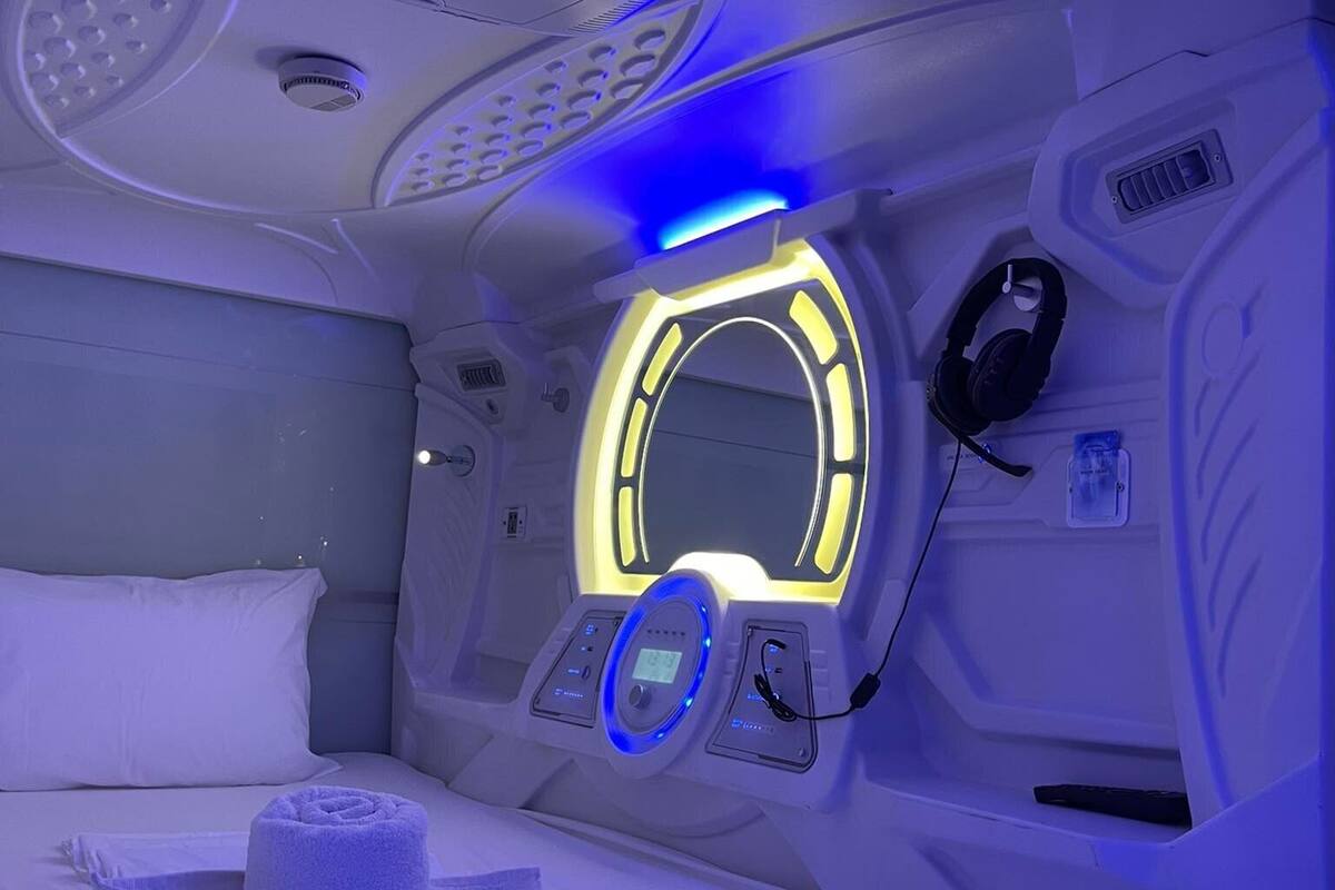 standard room, mixed dorm | 1 bedroom, in-room safe, desk, laptop workspace