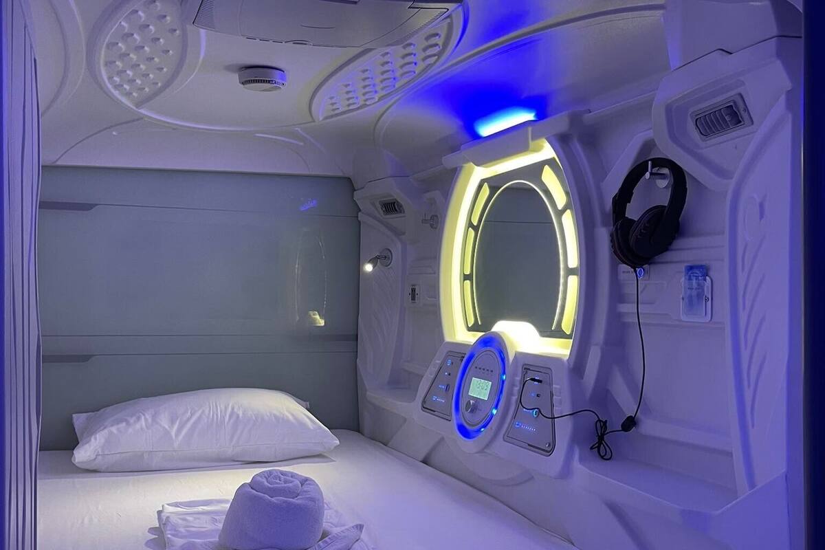 standard room, mixed dorm | 1 bedroom, in-room safe, desk, laptop workspace