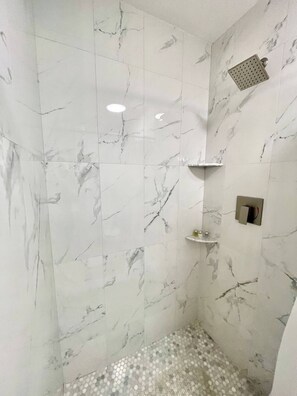 Hair dryer, towels - 260D - Boca Retreat w/ Pool, Parking, Near Evert Tennis & Shops (Boca Raton)