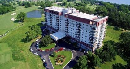 Grand Lake Getaway – Vista Towers 10th Floor Condo with Golf & Lake Views
