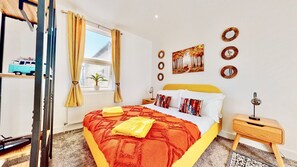 2 bedrooms, iron/ironing board, WiFi