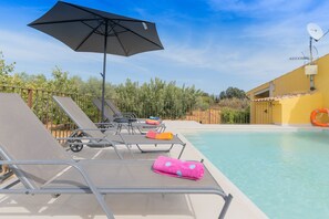 Outdoor pool - Finca SON SERRA, house for 4, with pool near Buger (IB)