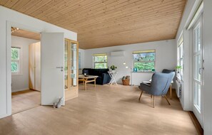 Smart TV - Nice home in Gedser with WiFi (Gedser)