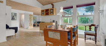 Nice home in Gedser with WiFi