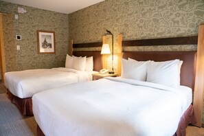 1 bedroom, in-room safe, iron/ironing board, free WiFi