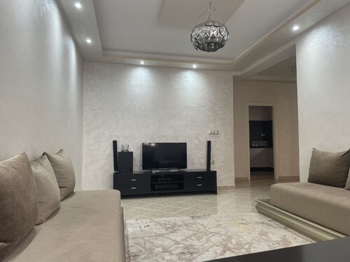 10mn to airport good appartement