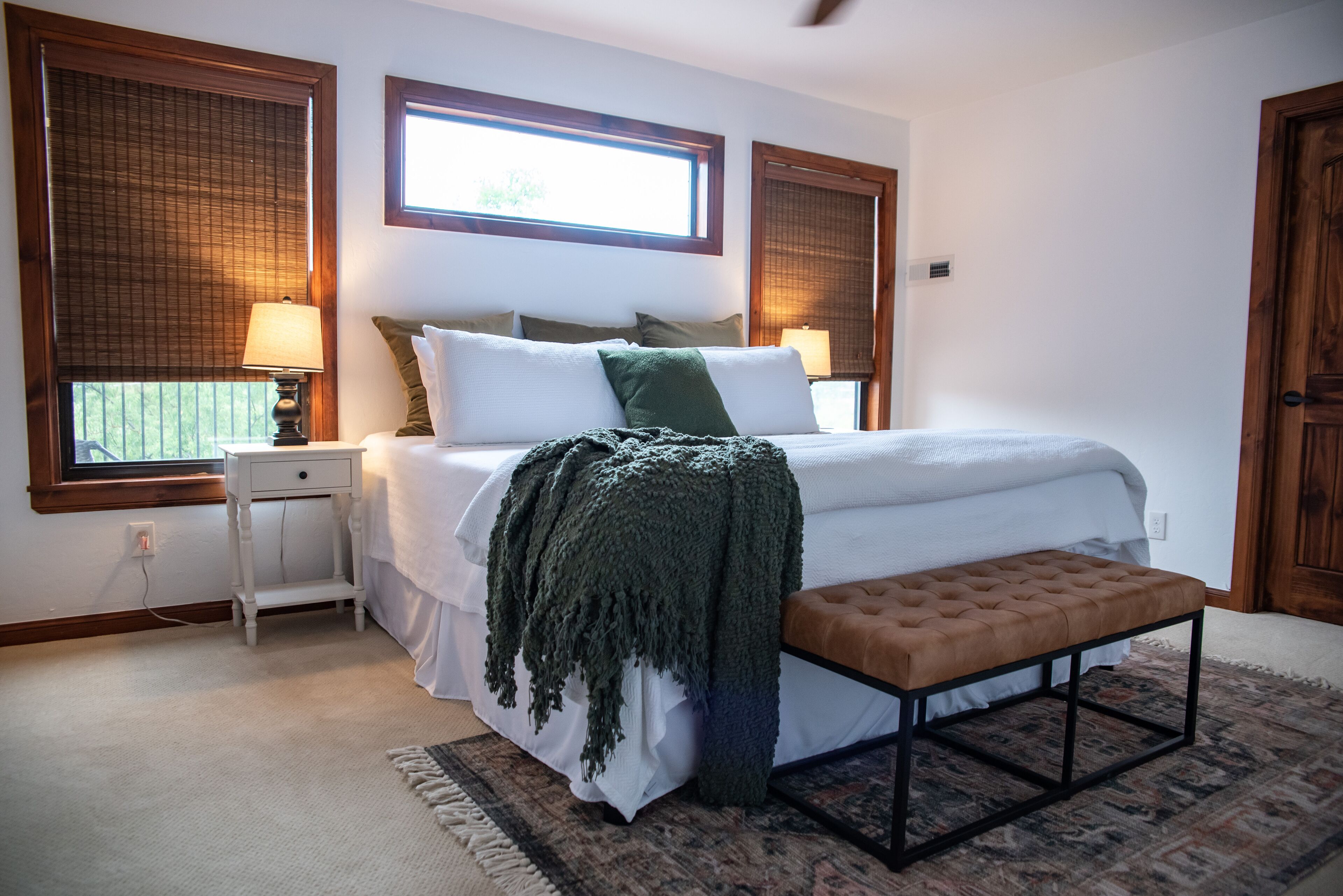 4 habitaciones, escritorio, wifi gratis y ropa de cama 