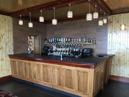 Bar (en la propiedad). St Magnus Bay Hotel