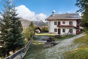 Exterior - Apartment Residence Attila Panorama with Mountain View, Balcony & Wi-Fi (Teola)